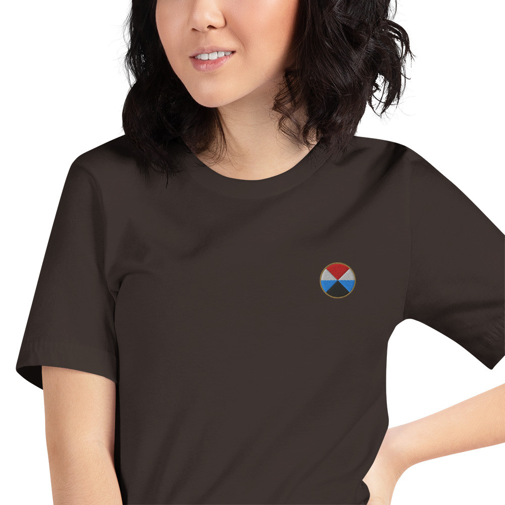 unisex-staple-t-shirt-brown-zoomed-in-6a968fff4dcba.jpg Catania Basic - Unisex Tshirt